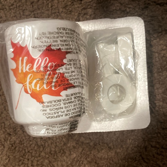 Scentsy wall plug - Picture 3 of 3